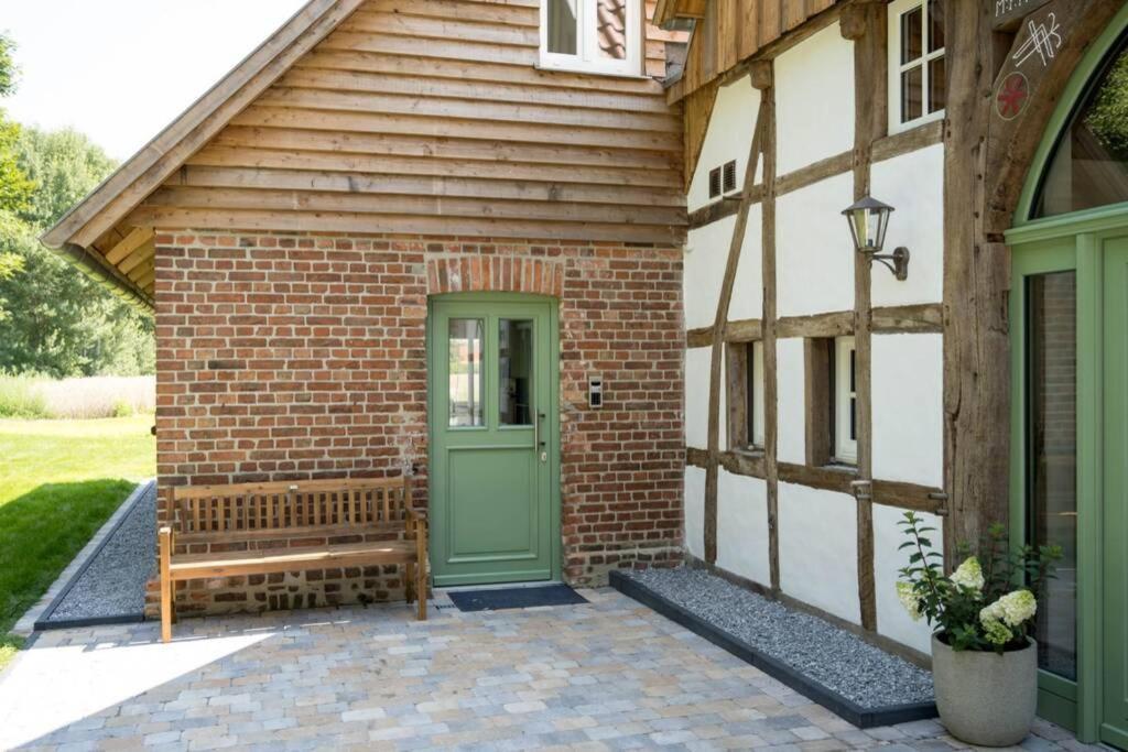Zum Heuerling Ferienwohung im alten Stall mit Sauna Versmold Exterior foto