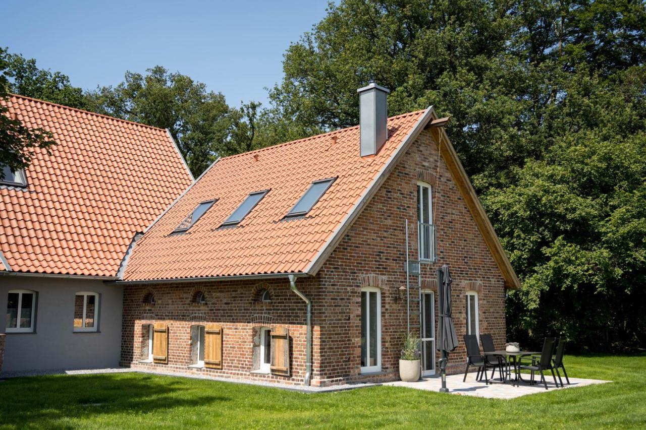 Zum Heuerling Ferienwohung im alten Stall mit Sauna Versmold Exterior foto